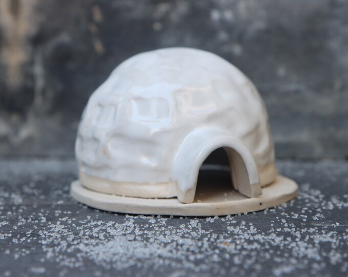 Christmas Incense Cone House Burner Igloo Smoke House. Festive Incense