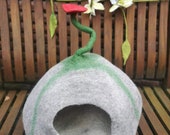 Cat Cave - Mushroom Stone