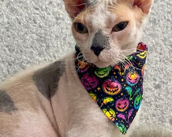 Halloween-Haustier-Halstuch: Kürbis-Design aus Polycotton