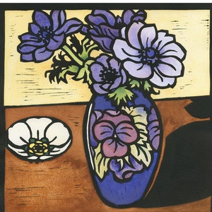 Cuenco de anémonas, anémonas en un jarrón Moorcroft, tarjeta de linograbado, tarjeta en blanco, tarjeta de acuarela, Buda, serenidad, jarrón vintage, jarrón de los años 20