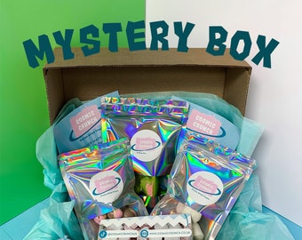 Freeze Dried Mystery Box - Small | Cosmic Crunch | Astronaut Food TikTok Viral Sweets Fast Delivery Present Unusual Gift Gluten Free Ramadan