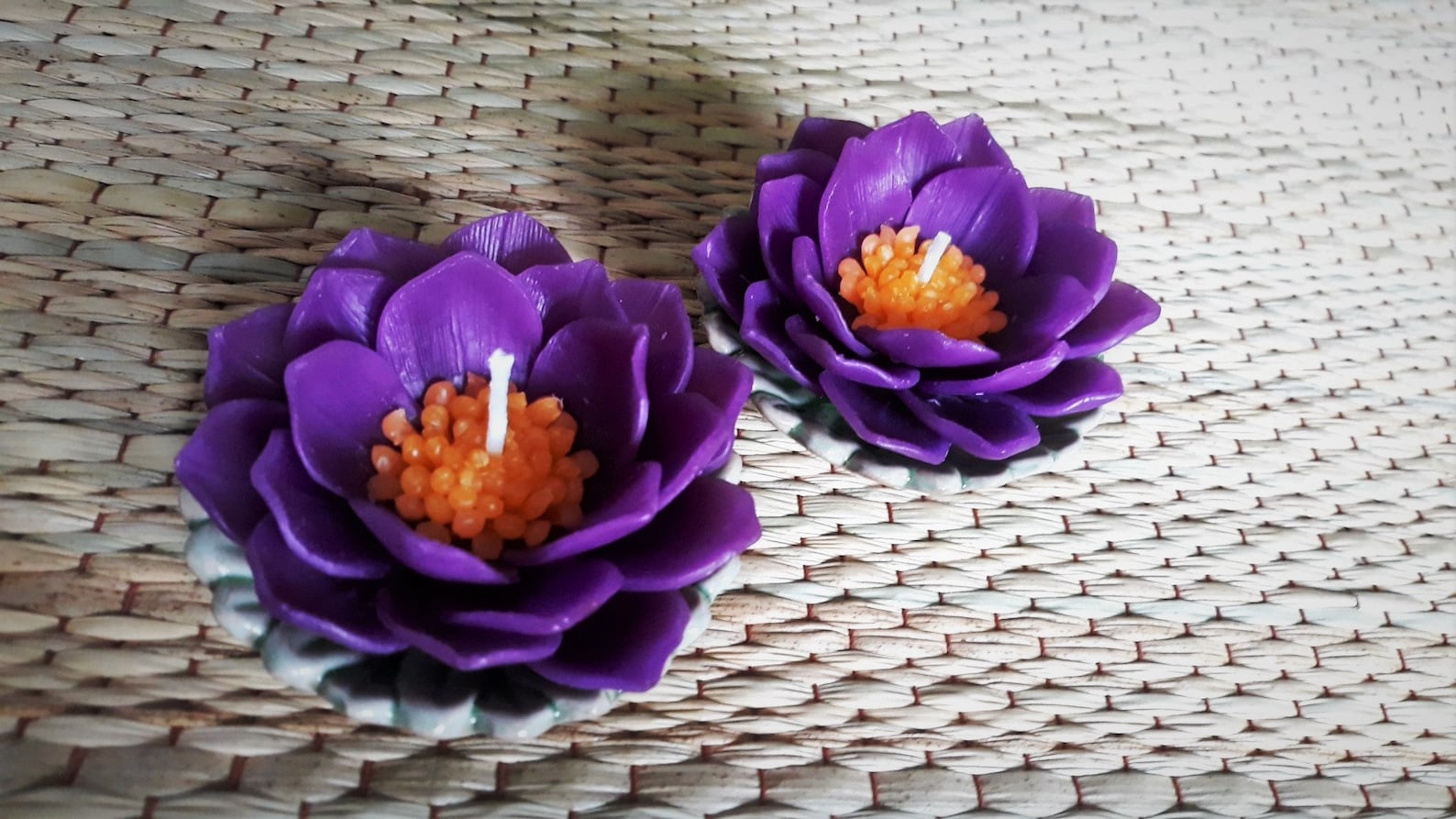 3 pcs. x Royal Lotus floating candle Scented lotus candle Etsy