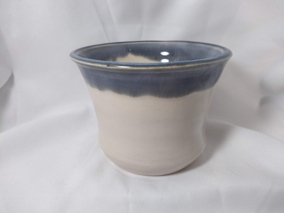 Ceramic Flower Vase, Hand Thrown Flower Vase - Etsy