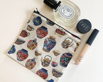 vase print cotton floral makeup bag / handmade makeup bag / pouch