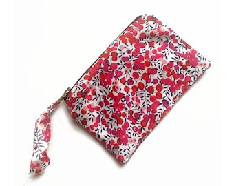 Liberty cotton floral makeup bag  / handmade gift / bag pouch purse / present / handmade makeup bag / mothers day
