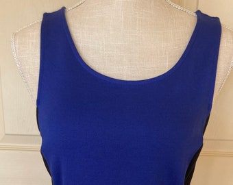 Ladies Express Zip-back Sleeveless Black and Royal Top With Flounced Waist in Size Small