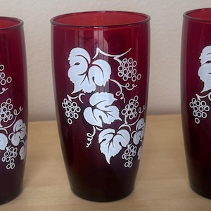 Set of 3 vintage Anchor Hocking Ruby Grapevine Tumbler/Glasses