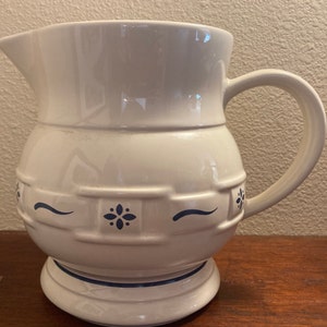 Vintage Longaberger Pottery Blue Woven Traditions Pattern 2 quart/64 ounce beverage pitcher