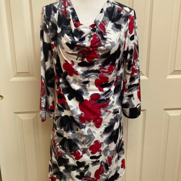 Alfani long sleeved floral print dress with optional tie for waist in size small