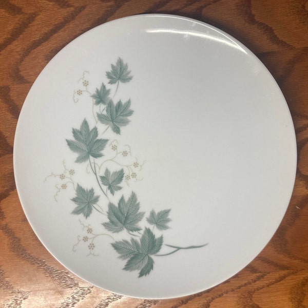 Vintage Noritake Cook 'n Serve China Wild Ivy 102 10.5" Dinner Plate