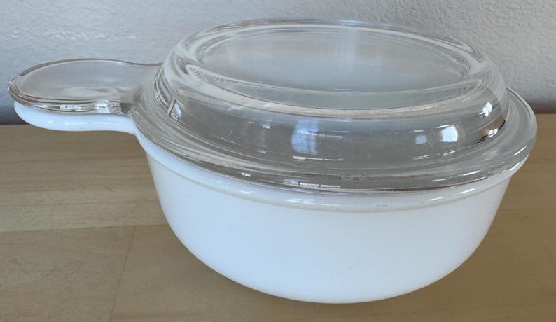 Vintage Corning Ware Stoneware White 15 oz. Grab-It Bowl P-150-B With Clear Glass Pyrex Lid P-150-C
