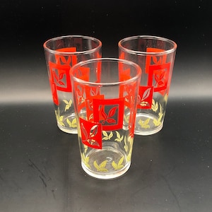 Vintage Federal Glass Juice Glasses - &quot;Leaf Print&quot; - Red & Green Leaf Decor - 1954