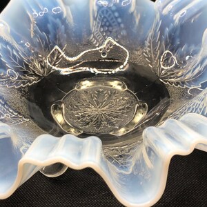 Northwood Glass Leaf and Diamonds Pattern White Opalescent Bowl circa 1906 EAPG image 3