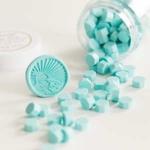 Cuentas de sello de lacre azul bebé - 100 piezas // Sello de lacre azul, lacre azul, cuentas de sello de lacre, sello de lacre, cuentas azules, sellos de sobre