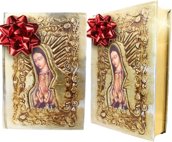 Brand:Nuestra Fe - Biblia catolica en español with Cover of Our Virgen de Guadalupe - Spanish Bible Large Print - La biblia en español santa