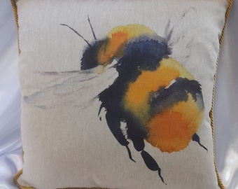 BEE Cushion COVER ONLY large flying Bee print on front, approx 40cm square, piped edging and zip opening with matching mini bees on the back