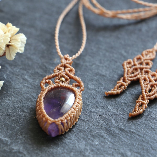 Collier pendentif om hindou Artisanat fait main ethnique Tibet A66 2063