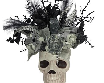 Gothic Skull Centerpiece, Halloween Table Decor, Black Flower Skull Vase, Spooky Wedding Centerpiece, Creepy Gothic Home Decor