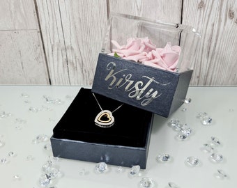 Personalised Valentine's Jewellery Gift Box with Heart Necklace Anniversary Birthday Gift Decor, Light Pink Roses