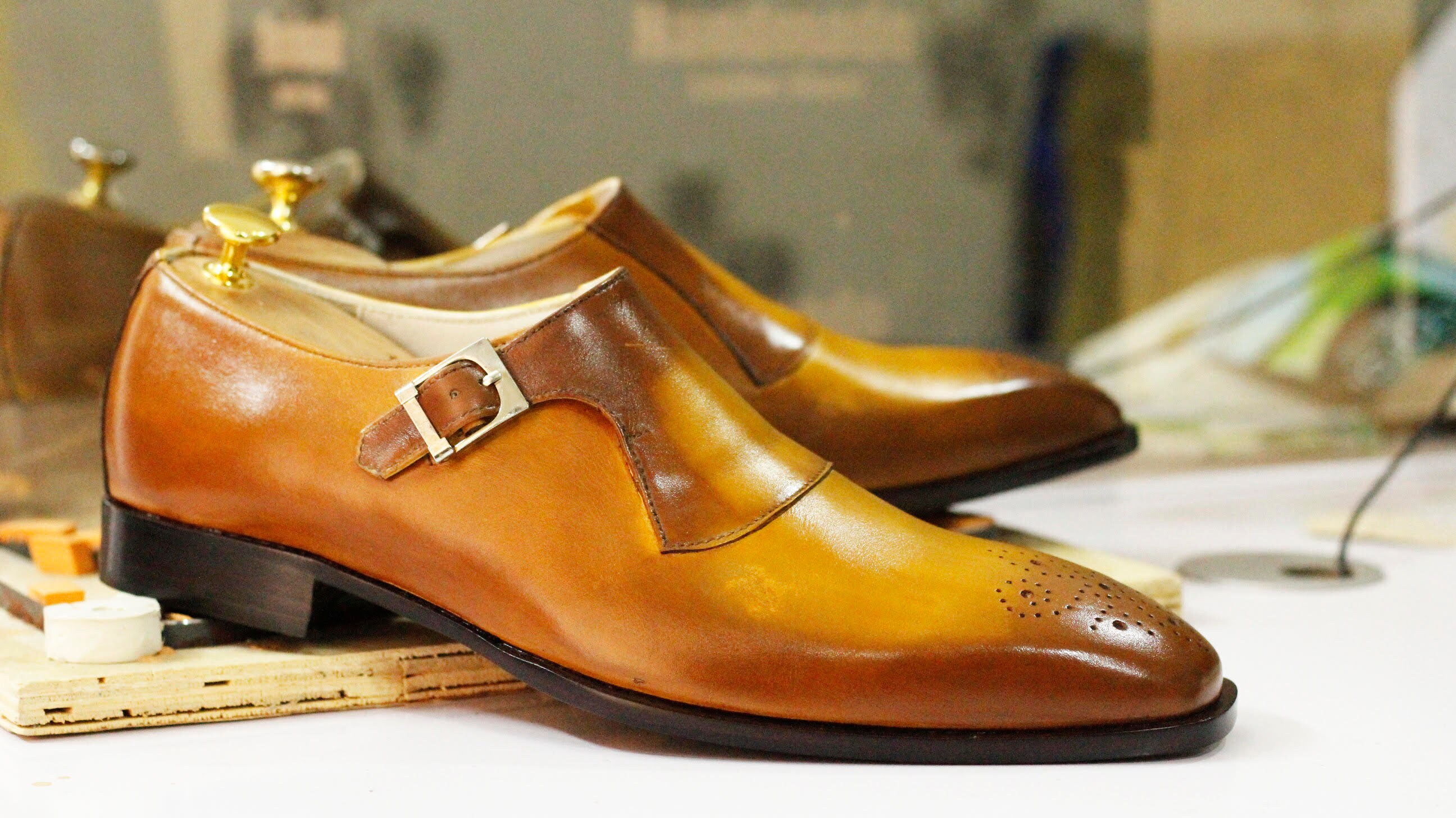Vero cuoio shoes - Etsy Nederland