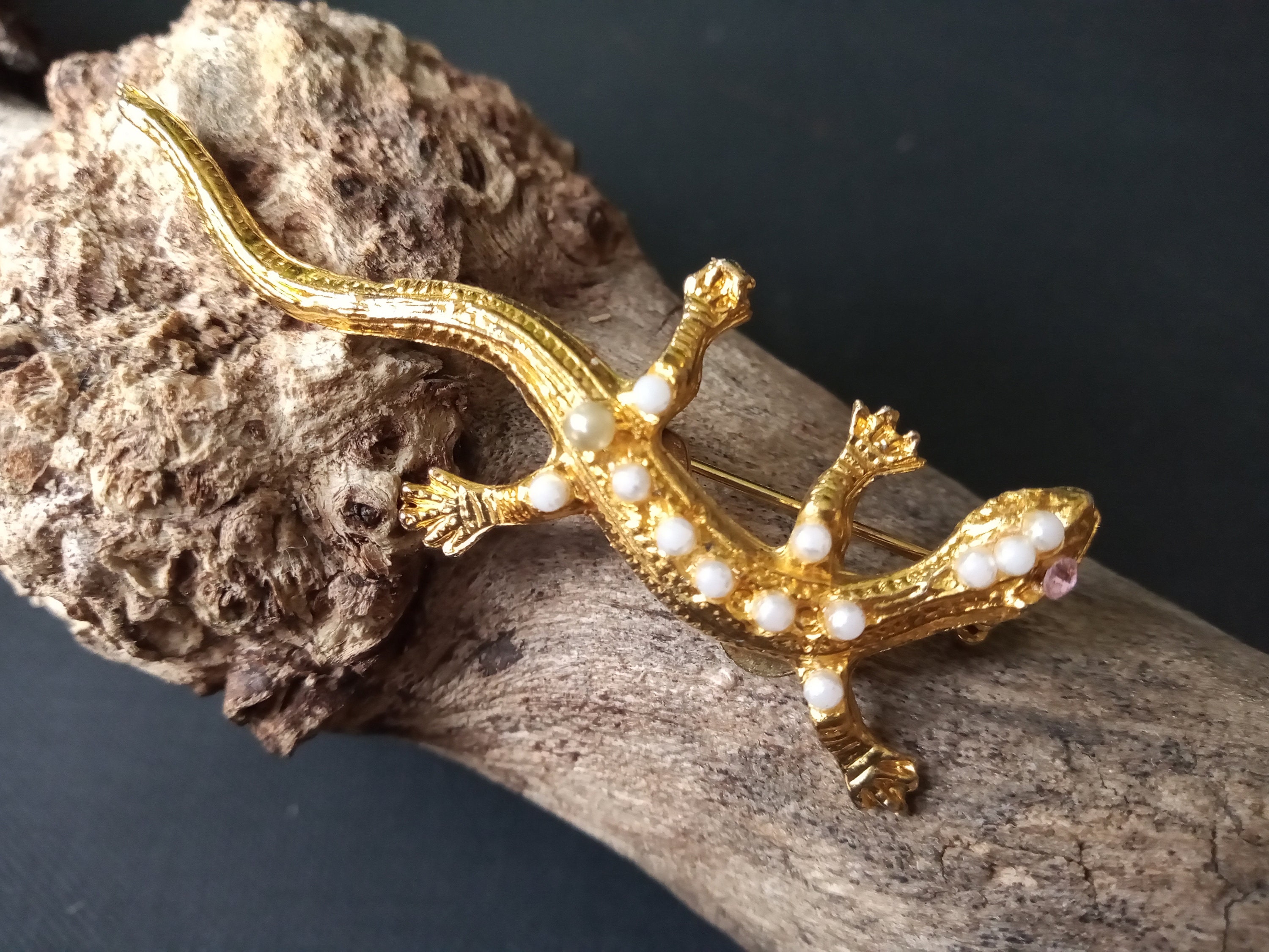 Goldcoloured Lizard Brooch With Faux Pearl Detail Etsy UK