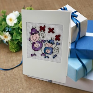 Carte point de croix de singes de joyeux anniversaire