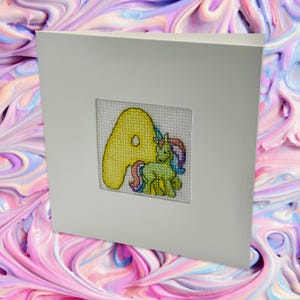 ABC-borduurkaart eenhoorn (A tot J)
