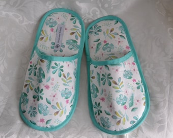 Women's slippers