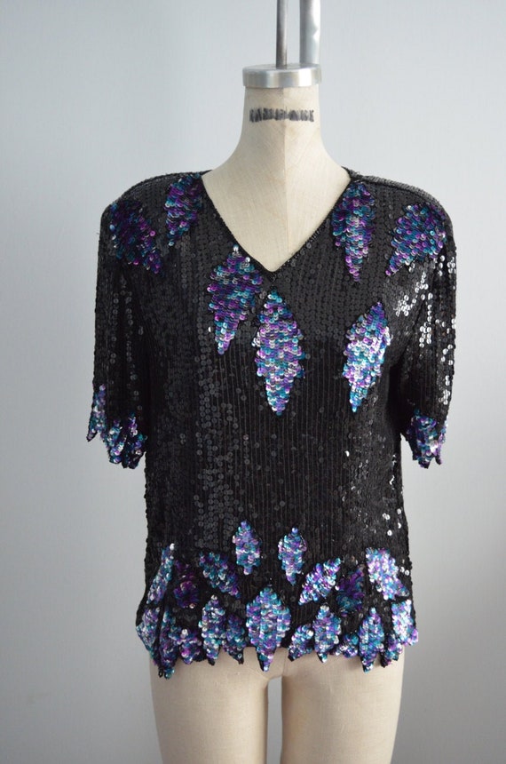 Bejeweled Sequined Scalloped Leaves Edge Top Blous