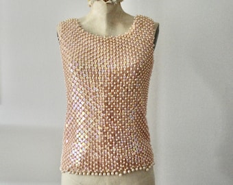 Colete vintage de crochê com lantejoulas e miçangas: Blusa sem mangas em lã rosa pastel