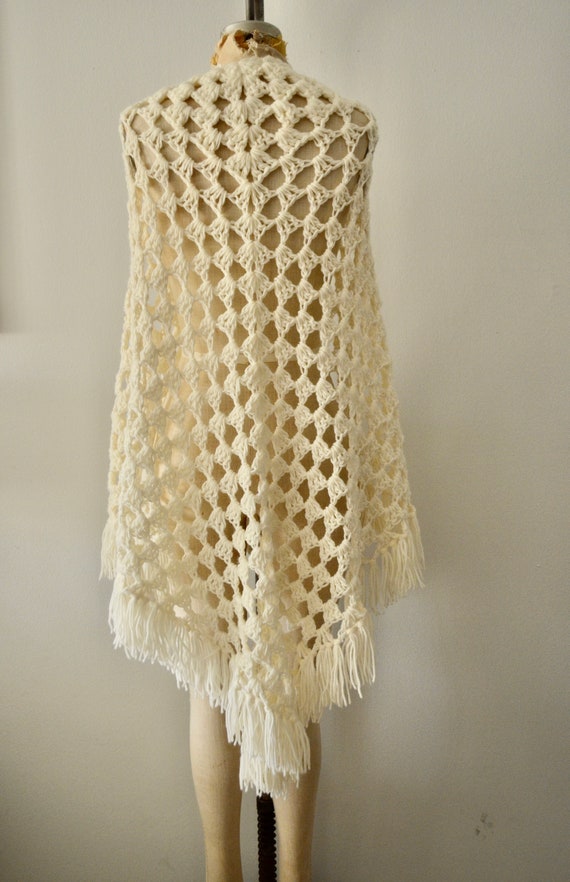 Boho Handmade Crochet OFF Beige White Antique Pia… - image 7