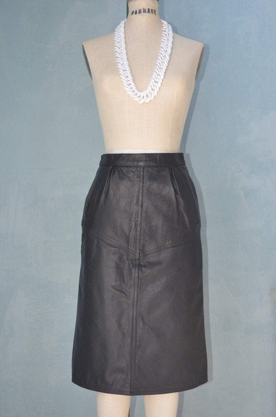 80S Italian Black Leather Pencil High Waisted Ski… - image 1