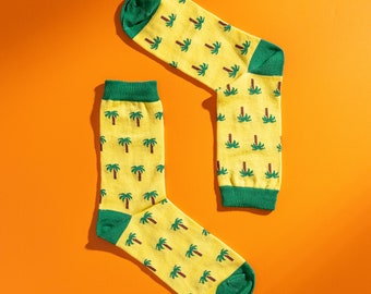 Men's Yellow And Green Palm Tree Pattern Socks | Novelty Colourful | Luxury Premium | Gift | Egyptian Cotton | UK Men's 6.5 - 11 | 1 Pair