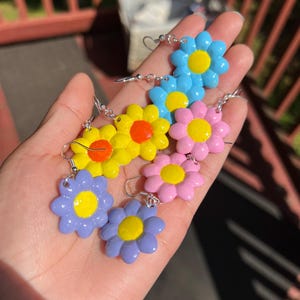 Blumen Ohrringe | Glänzend | Glänzend | Schräg | Unikat| Witzig | Ohrringe | Blumen | Bunt