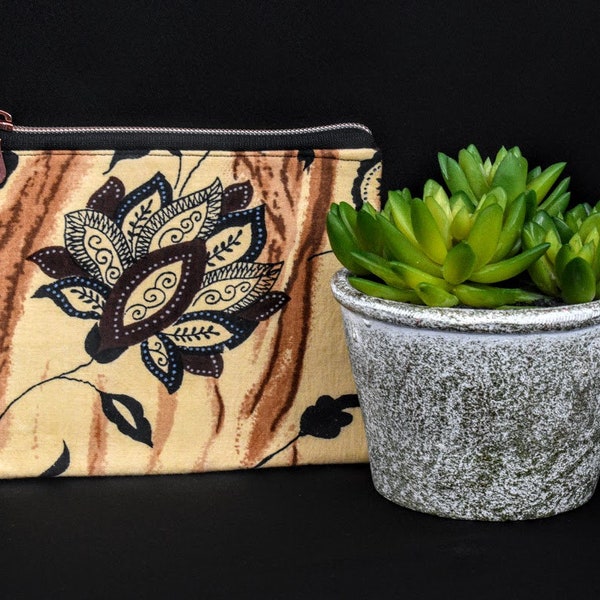 Monifa - Small African Print Change Purse - Design Studio Collection