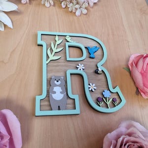 Letras temáticas de bosque, arte de pared personalizado con temática de animales del bosque, letrero de nombre de madera, letra de animal del bosque, alfabeto de animales del bosque para habitación infantil