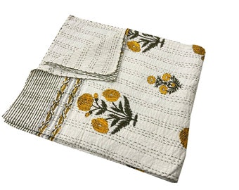 Nouveau bloc à main indien imprimé floral kantha quilt fait à la main jeter kantha quilt queen pendaison de crémaillère cadeau décoration intérieure kantha kantha couvre-lit