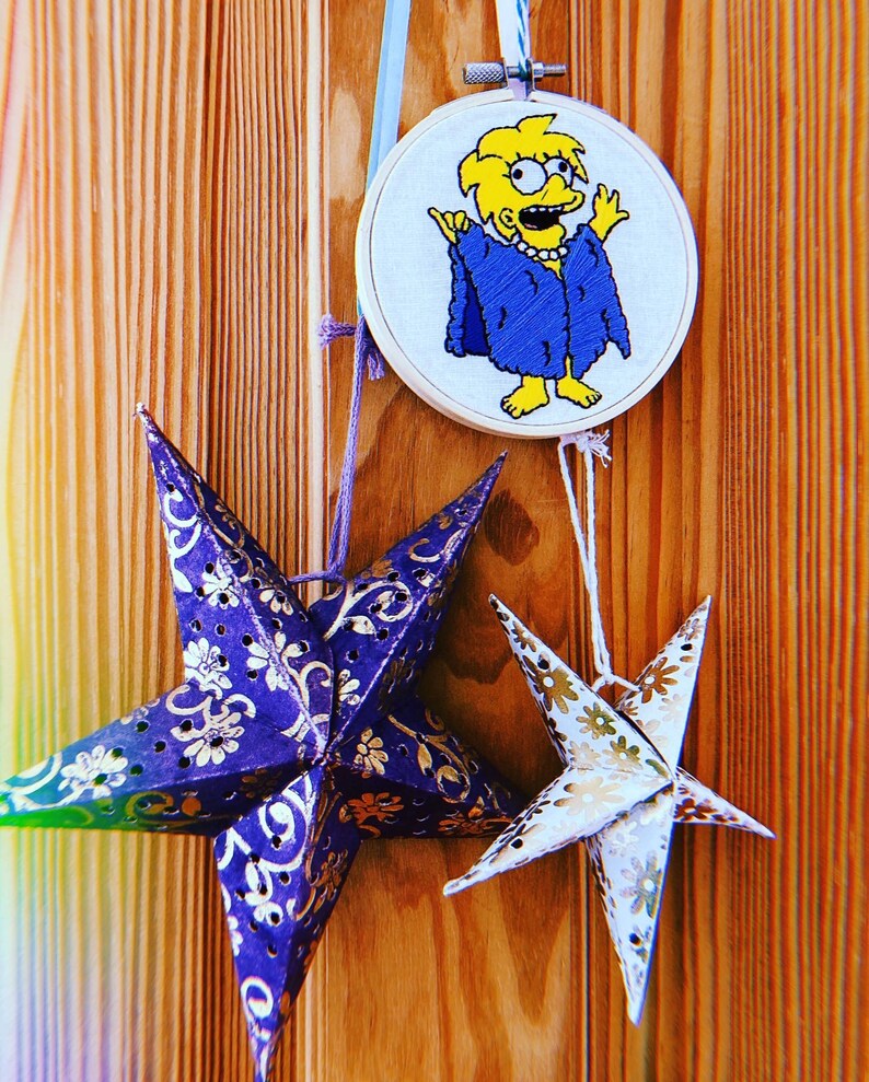 Lisa Simpson Lizard Queen Embroidery Hoop Etsy