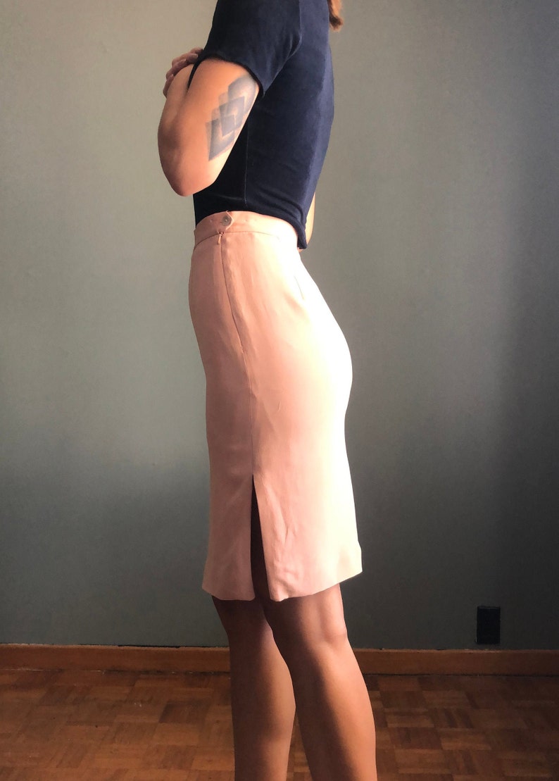 Blush Silk Pencil skirt image 4