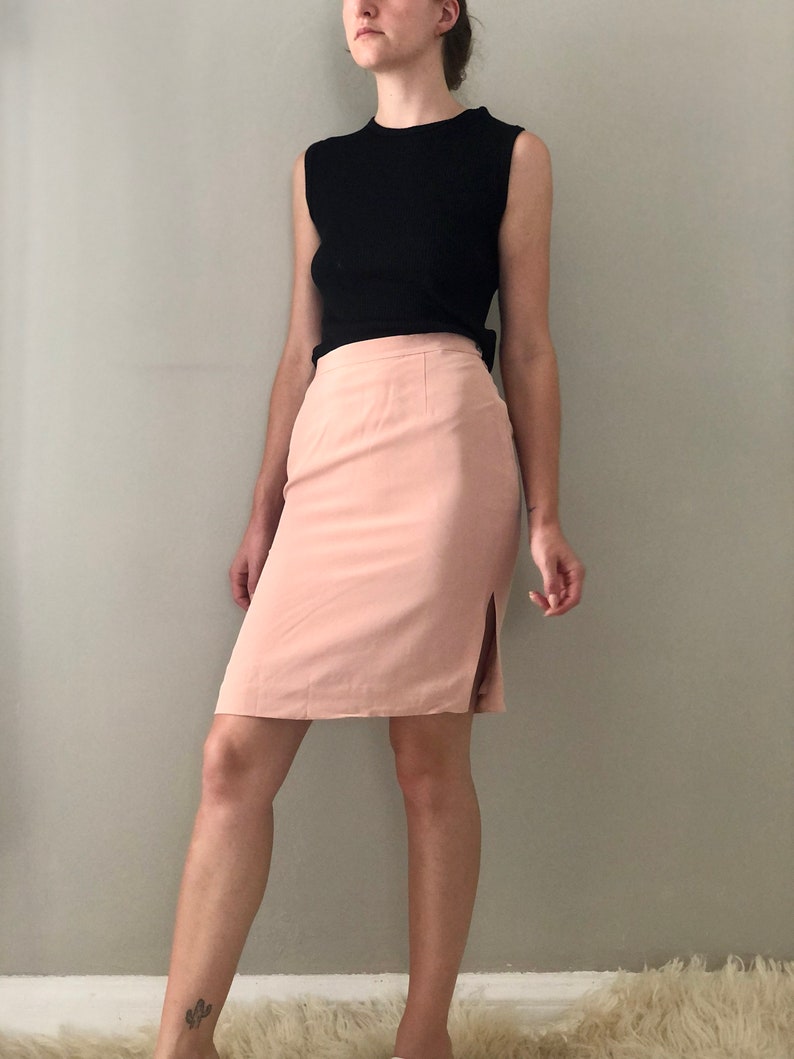 Blush Silk Pencil skirt image 1