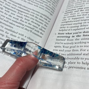 Book Page Holder, Thumb Page Holder, Resin Page Spreader, Reading Holder, Reader Gift, Bookworm Gift, Booklover Gift, Bookmark