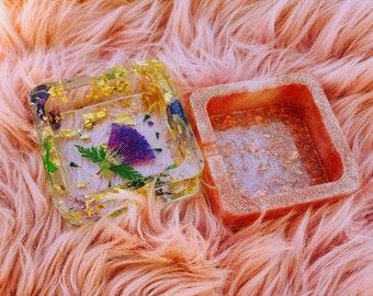 Cute Ashtray l Custom Ashtray| Floral Ashtray with foil flakes