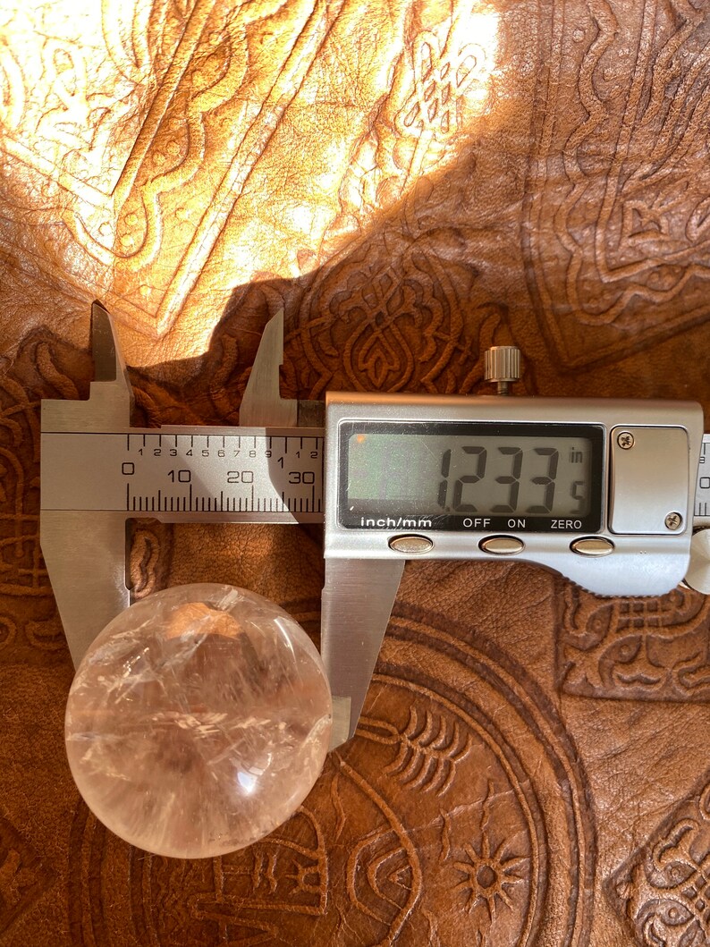 Crystal Ball Crystal Quartz Quartz Mothers Day Gift Cracked Clear Quartz Sphere Quartz Sphere AAA Clear Quartz Clear Quartz Crystal