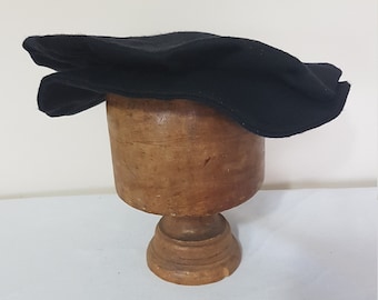Tudor flat cap