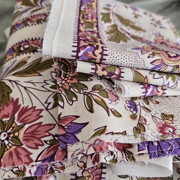 Carré Souleiado Vintage Rose Floral - Foulard Carré Coton - Occasion Très Bon état - Style Bohème