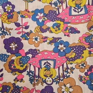 Tissu folklorique vintage des années 1970