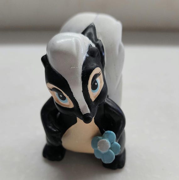 Disney Bambi Flower the Skunk 2.5