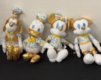 Walt Disney World 50th Anniversary it’s a small world set