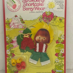 Vintage Kenner Strawberry Shortcake Outfit Mint On Card