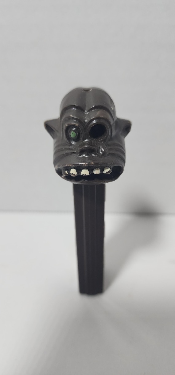 Vintage No Foot Pez One Eyed Monster Gorilla Brown Stem Green Eye